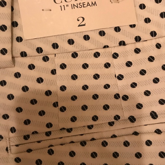 Ann Taylor Shorts - Picture 3 of 3